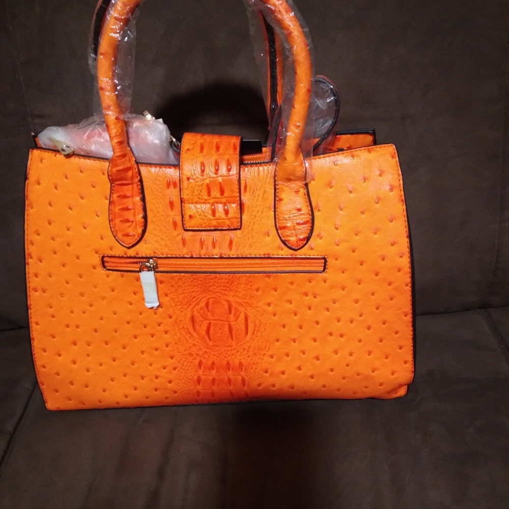 Purse - Picture 3 of 4